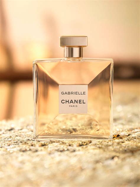 chanel perfumy gabrielle rwklama z aktorką|gabrielle chanel perfume.